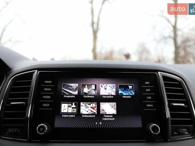 Білий Шкода Karoq, об'ємом двигуна 2 л та пробігом 88 тис. км за 29800 $, фото 120 на Automoto.ua