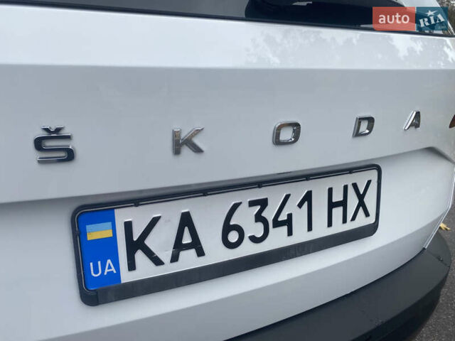 Белый Шкода Karoq, объемом двигателя 1.4 л и пробегом 108 тыс. км за 23500 $, фото 5 на Automoto.ua