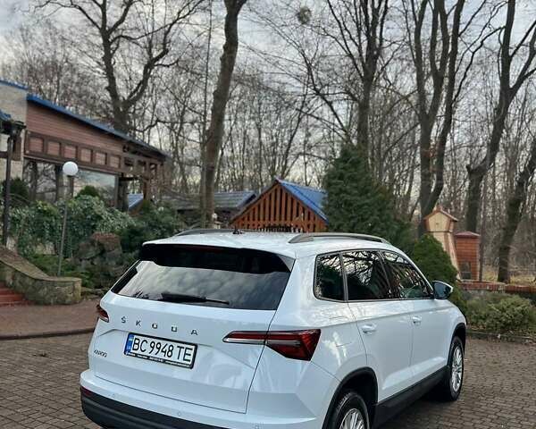Белый Шкода Karoq, объемом двигателя 1.4 л и пробегом 31 тыс. км за 27500 $, фото 5 на Automoto.ua