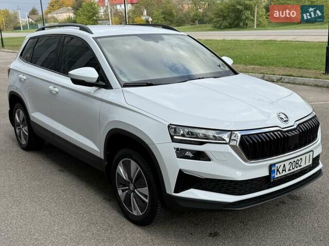 Білий Шкода Karoq, об'ємом двигуна 1.4 л та пробігом 23 тис. км за 27800 $, фото 1 на Automoto.ua