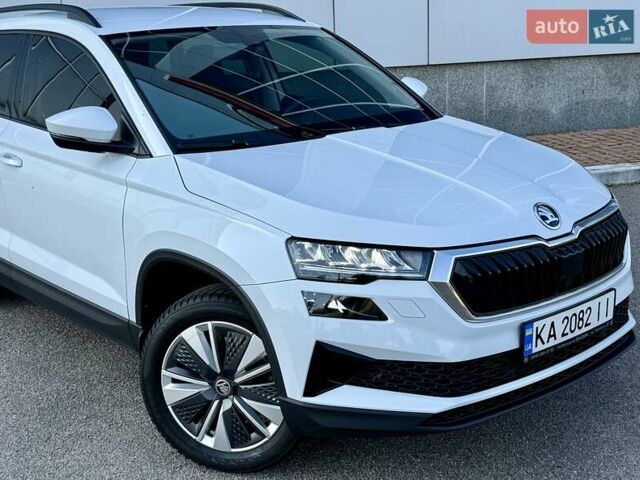 Білий Шкода Karoq, об'ємом двигуна 1.4 л та пробігом 23 тис. км за 27800 $, фото 16 на Automoto.ua