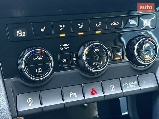 Білий Шкода Karoq, об'ємом двигуна 1.4 л та пробігом 23 тис. км за 27800 $, фото 78 на Automoto.ua