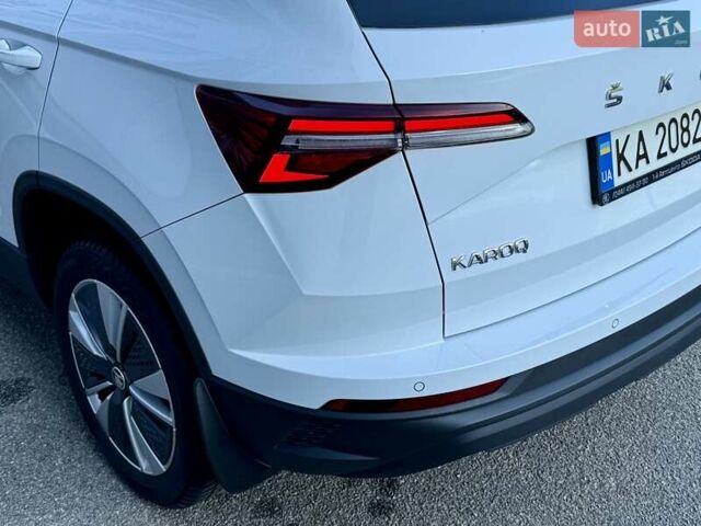 Білий Шкода Karoq, об'ємом двигуна 1.4 л та пробігом 23 тис. км за 27800 $, фото 26 на Automoto.ua