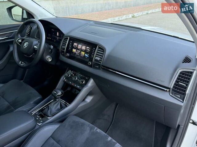 Білий Шкода Karoq, об'ємом двигуна 1.4 л та пробігом 23 тис. км за 27800 $, фото 58 на Automoto.ua