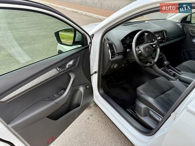 Білий Шкода Karoq, об'ємом двигуна 1.4 л та пробігом 23 тис. км за 27800 $, фото 43 на Automoto.ua