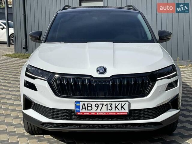 Белый Шкода Karoq, объемом двигателя 1.4 л и пробегом 16 тыс. км за 27999 $, фото 4 на Automoto.ua