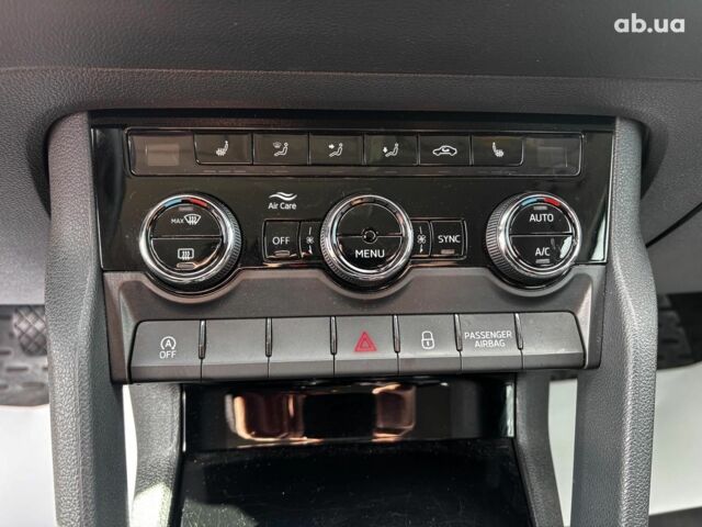 Бежевый Шкода Karoq, объемом двигателя 1.5 л и пробегом 97 тыс. км за 18990 $, фото 21 на Automoto.ua