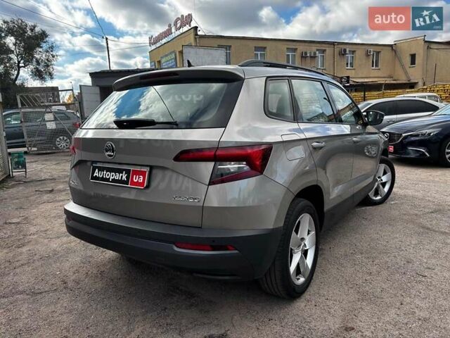 Бежевый Шкода Karoq, объемом двигателя 1.5 л и пробегом 97 тыс. км за 18990 $, фото 6 на Automoto.ua