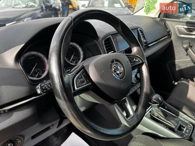 Бежевый Шкода Karoq, объемом двигателя 1.5 л и пробегом 97 тыс. км за 18990 $, фото 24 на Automoto.ua