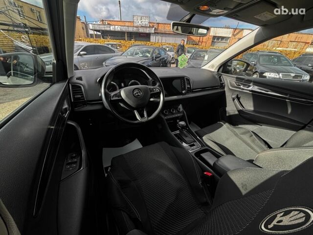 Бежевый Шкода Karoq, объемом двигателя 1.5 л и пробегом 97 тыс. км за 18990 $, фото 15 на Automoto.ua