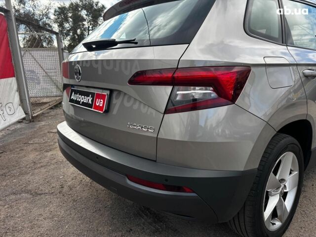 Бежевый Шкода Karoq, объемом двигателя 1.5 л и пробегом 97 тыс. км за 18990 $, фото 11 на Automoto.ua