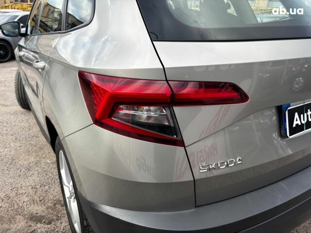 Бежевый Шкода Karoq, объемом двигателя 1.5 л и пробегом 97 тыс. км за 18990 $, фото 12 на Automoto.ua