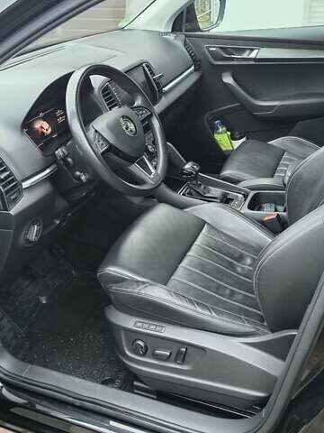Чорний Шкода Karoq, об'ємом двигуна 1.6 л та пробігом 168 тис. км за 22100 $, фото 5 на Automoto.ua