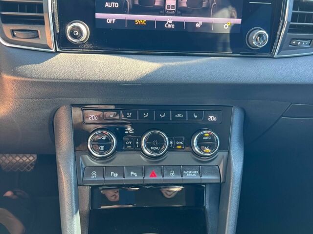 Черный Шкода Karoq, объемом двигателя 2 л и пробегом 263 тыс. км за 23999 $, фото 13 на Automoto.ua