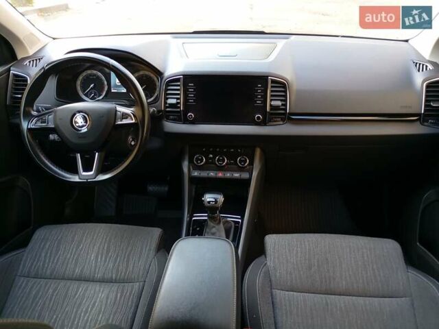 Чорний Шкода Karoq, об'ємом двигуна 0 л та пробігом 202 тис. км за 22800 $, фото 18 на Automoto.ua
