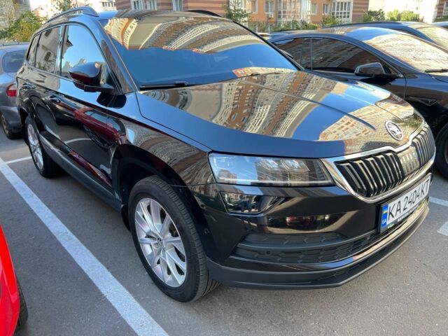 Черный Шкода Karoq, объемом двигателя 2 л и пробегом 263 тыс. км за 23999 $, фото 2 на Automoto.ua