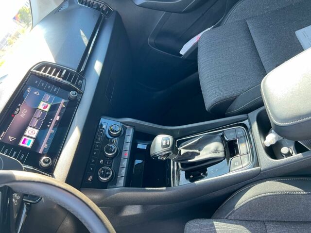 Черный Шкода Karoq, объемом двигателя 2 л и пробегом 263 тыс. км за 23999 $, фото 7 на Automoto.ua