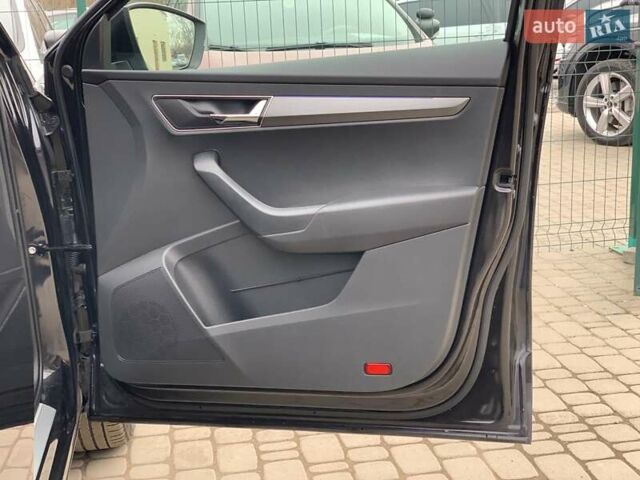 Черный Шкода Karoq, объемом двигателя 1.5 л и пробегом 232 тыс. км за 19155 $, фото 31 на Automoto.ua