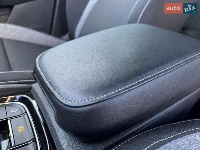 Чорний Шкода Karoq, об'ємом двигуна 2 л та пробігом 187 тис. км за 23499 $, фото 41 на Automoto.ua