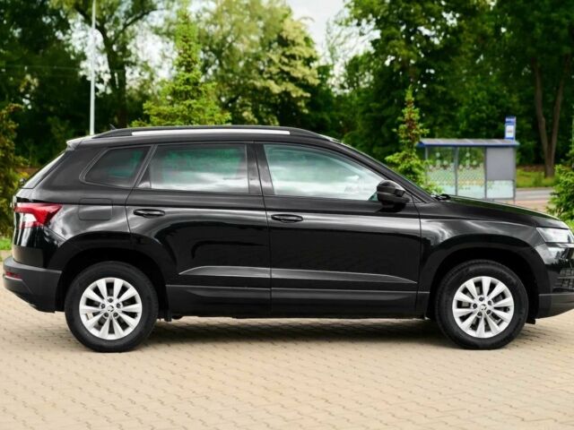 Черный Шкода Karoq, объемом двигателя 1.6 л и пробегом 45 тыс. км за 7900 $, фото 11 на Automoto.ua