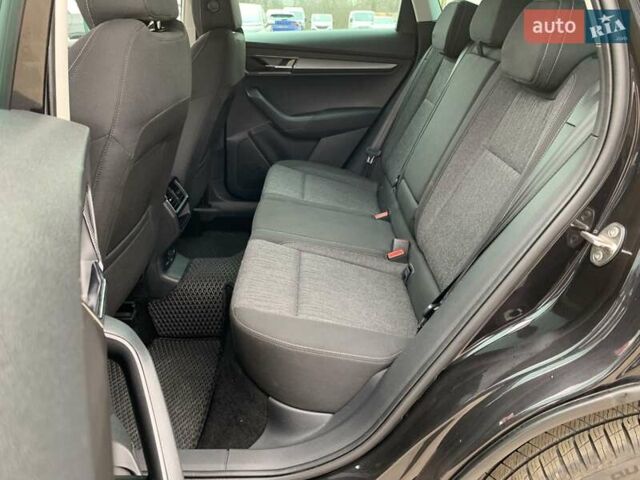 Черный Шкода Karoq, объемом двигателя 1.5 л и пробегом 232 тыс. км за 19155 $, фото 26 на Automoto.ua