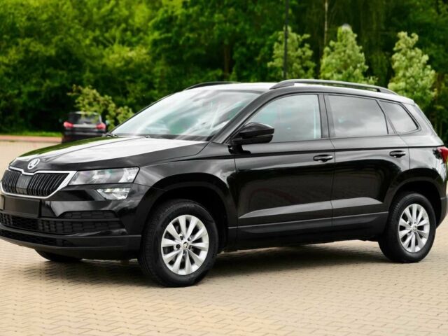 Черный Шкода Karoq, объемом двигателя 1.6 л и пробегом 45 тыс. км за 7900 $, фото 4 на Automoto.ua
