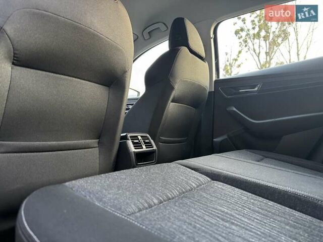 Черный Шкода Karoq, объемом двигателя 1.4 л и пробегом 87 тыс. км за 22200 $, фото 15 на Automoto.ua