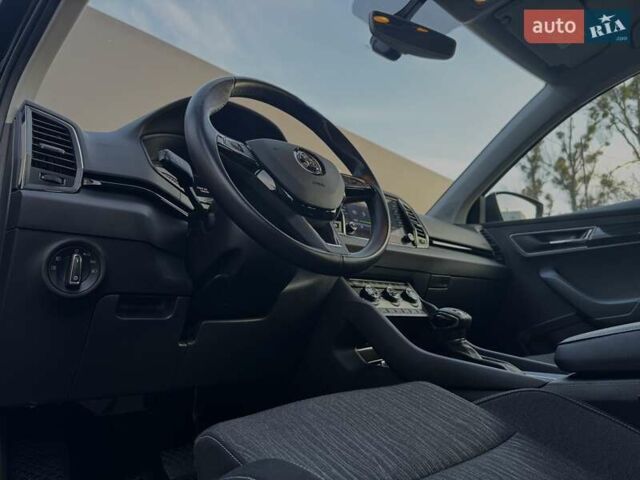 Черный Шкода Karoq, объемом двигателя 1.4 л и пробегом 87 тыс. км за 22200 $, фото 13 на Automoto.ua