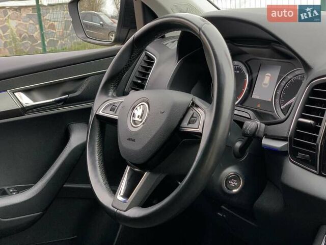 Черный Шкода Karoq, объемом двигателя 1.5 л и пробегом 232 тыс. км за 19155 $, фото 33 на Automoto.ua