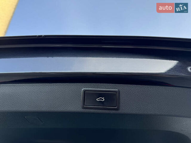 Чорний Шкода Karoq, об'ємом двигуна 2 л та пробігом 187 тис. км за 23499 $, фото 58 на Automoto.ua