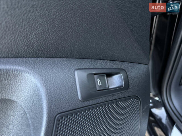 Чорний Шкода Karoq, об'ємом двигуна 2 л та пробігом 187 тис. км за 23499 $, фото 45 на Automoto.ua