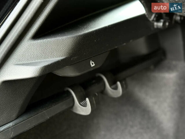 Черный Шкода Karoq, объемом двигателя 1.4 л и пробегом 125 тыс. км за 21799 $, фото 31 на Automoto.ua