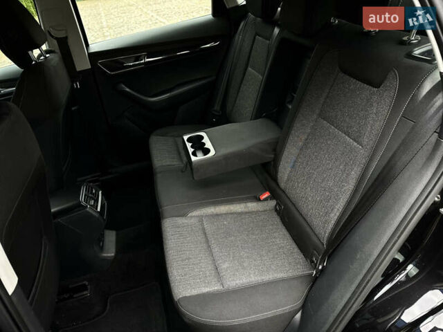 Черный Шкода Karoq, объемом двигателя 1.4 л и пробегом 125 тыс. км за 21799 $, фото 54 на Automoto.ua