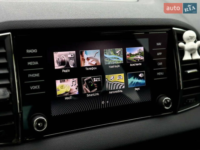 Черный Шкода Karoq, объемом двигателя 1.4 л и пробегом 125 тыс. км за 21799 $, фото 70 на Automoto.ua