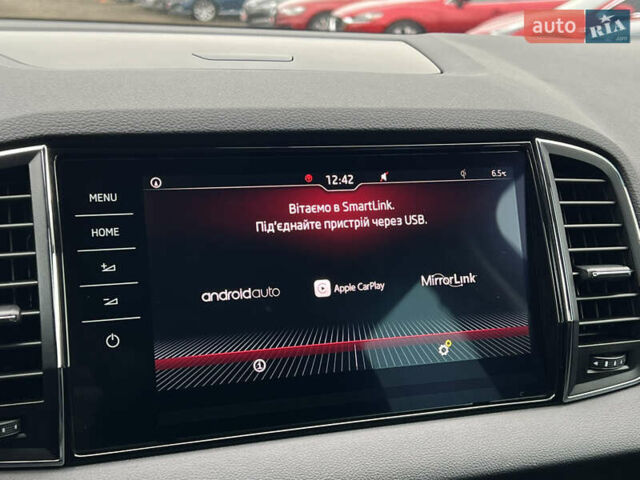 Чорний Шкода Karoq, об'ємом двигуна 2 л та пробігом 154 тис. км за 26105 $, фото 65 на Automoto.ua