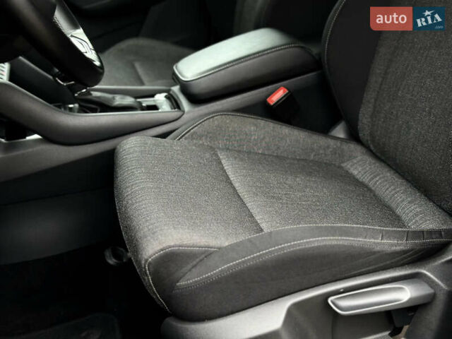 Черный Шкода Karoq, объемом двигателя 1.4 л и пробегом 125 тыс. км за 21799 $, фото 44 на Automoto.ua