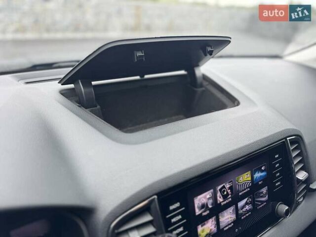 Черный Шкода Karoq, объемом двигателя 1.4 л и пробегом 69 тыс. км за 25499 $, фото 28 на Automoto.ua