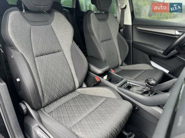 Черный Шкода Karoq, объемом двигателя 1.4 л и пробегом 69 тыс. км за 25499 $, фото 44 на Automoto.ua