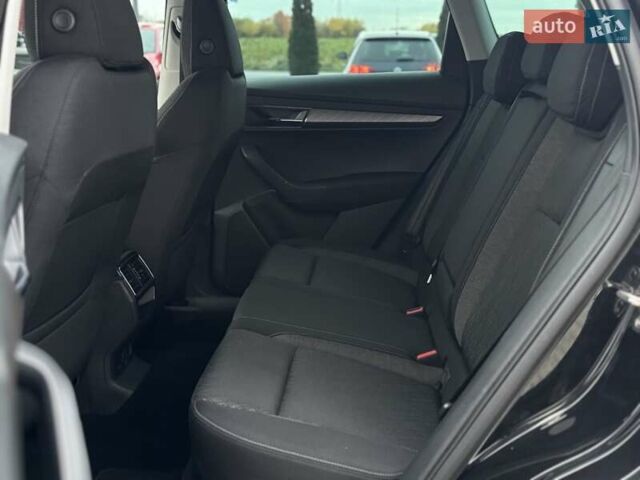 Черный Шкода Karoq, объемом двигателя 1.4 л и пробегом 69 тыс. км за 25990 $, фото 25 на Automoto.ua