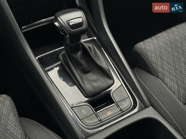 Черный Шкода Karoq, объемом двигателя 1.4 л и пробегом 69 тыс. км за 25499 $, фото 36 на Automoto.ua