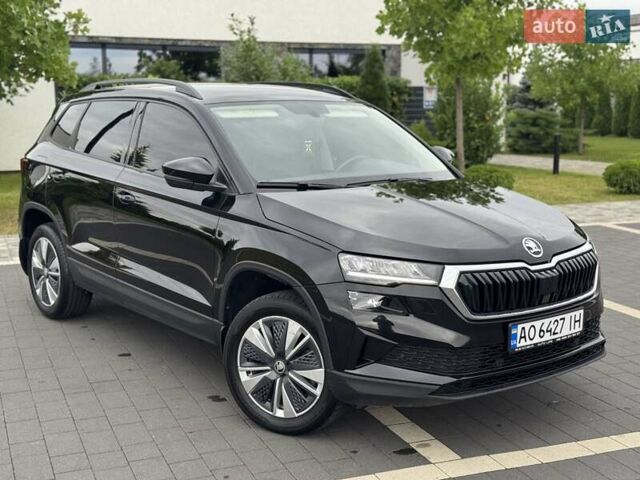 Чорний Шкода Karoq, об'ємом двигуна 1.4 л та пробігом 69 тис. км за 25999 $, фото 4 на Automoto.ua