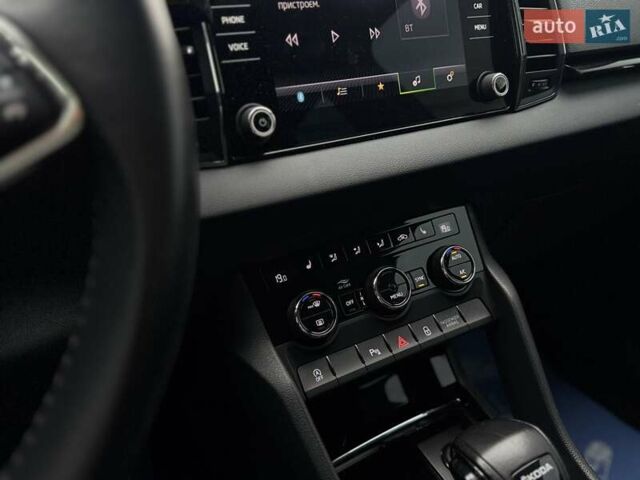 Черный Шкода Karoq, объемом двигателя 1.4 л и пробегом 69 тыс. км за 25990 $, фото 39 на Automoto.ua