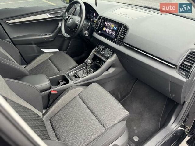 Черный Шкода Karoq, объемом двигателя 1.4 л и пробегом 69 тыс. км за 25499 $, фото 43 на Automoto.ua