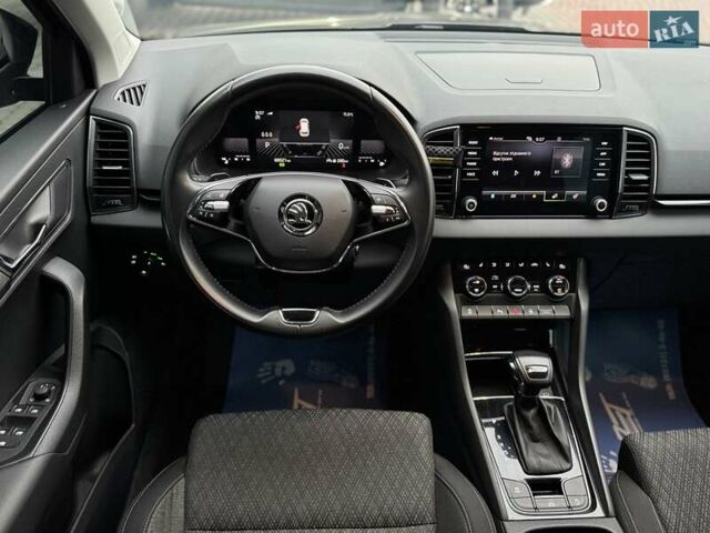 Черный Шкода Karoq, объемом двигателя 1.4 л и пробегом 69 тыс. км за 25990 $, фото 27 на Automoto.ua