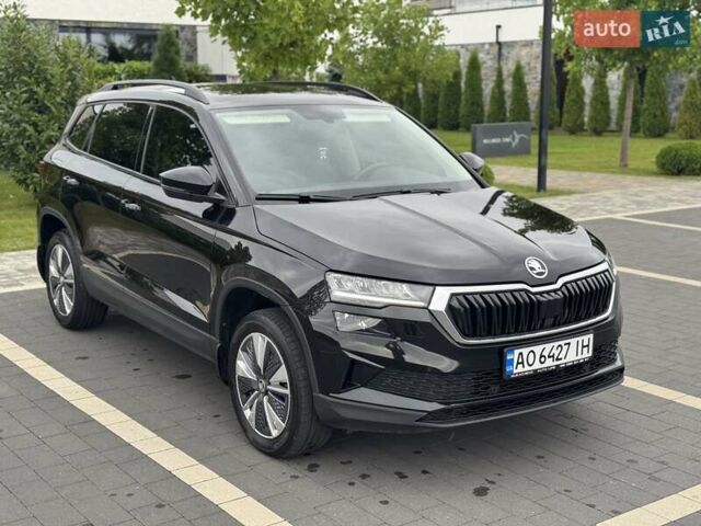 Черный Шкода Karoq, объемом двигателя 1.4 л и пробегом 69 тыс. км за 25499 $, фото 3 на Automoto.ua