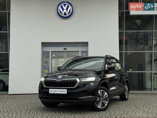 Черный Шкода Karoq, объемом двигателя 1.4 л и пробегом 69 тыс. км за 25990 $, фото 2 на Automoto.ua