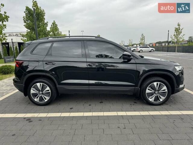 Чорний Шкода Karoq, об'ємом двигуна 1.4 л та пробігом 69 тис. км за 25999 $, фото 5 на Automoto.ua