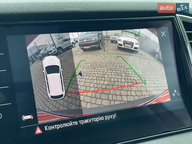 Красный Шкода Karoq, объемом двигателя 0 л и пробегом 138 тыс. км за 19900 $, фото 55 на Automoto.ua