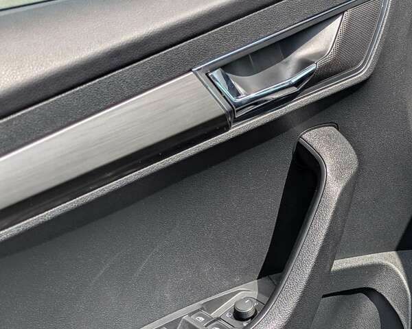 Шкода Karoq, об'ємом двигуна 0 л та пробігом 90 тис. км за 23300 $, фото 8 на Automoto.ua
