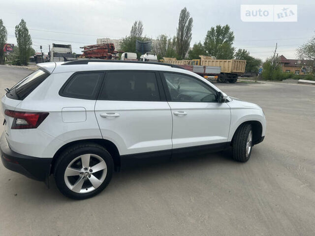 Шкода Karoq, объемом двигателя 1.5 л и пробегом 95 тыс. км за 21600 $, фото 3 на Automoto.ua